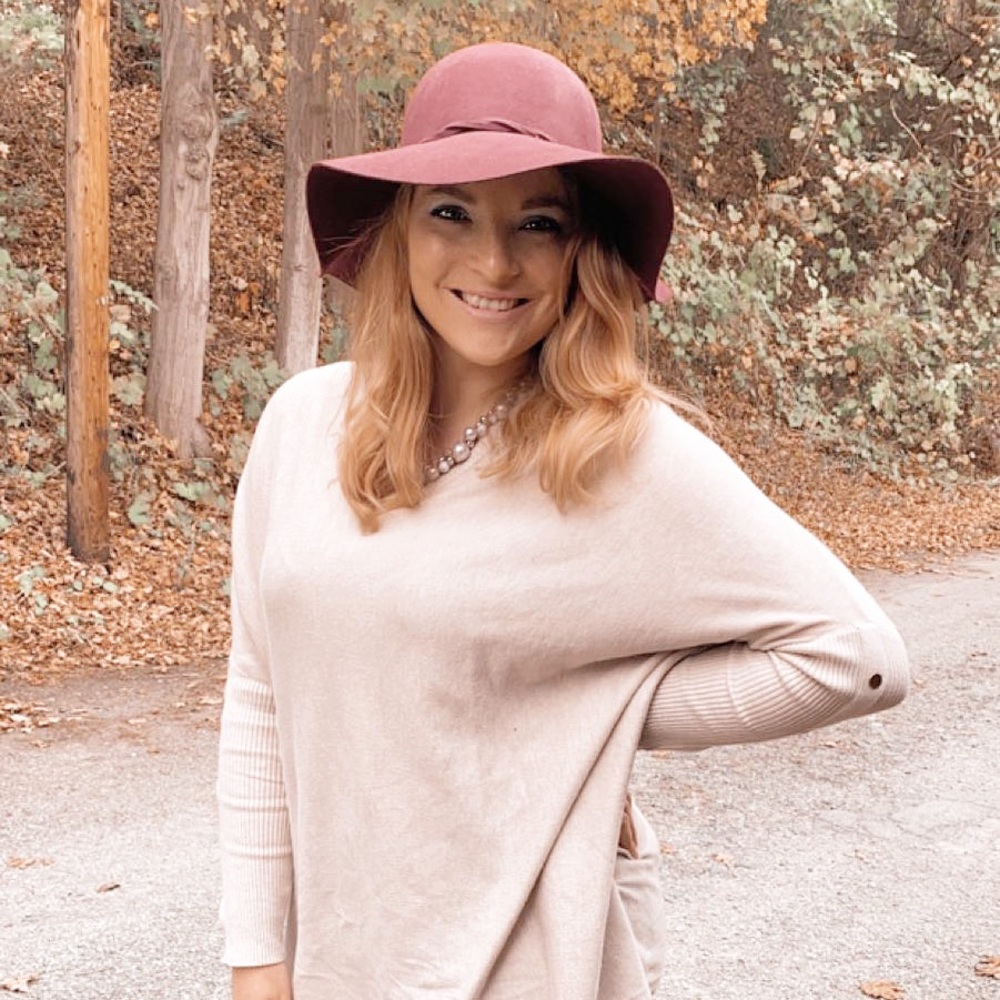 Meet your Posher, Jasmine